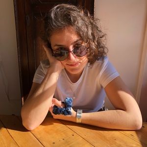 Meet your Posher, Greer